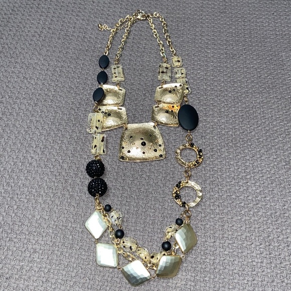 TWO Necklaces + Earrings - Picture 8 of 8